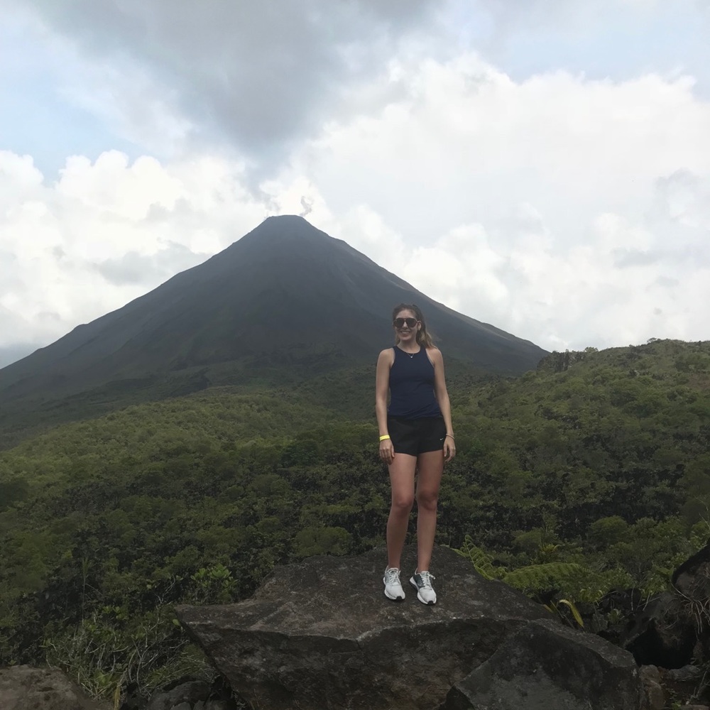 Meet your Posher, Julie